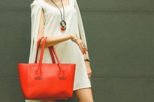 How to Choose the Right Leather Handbag for You