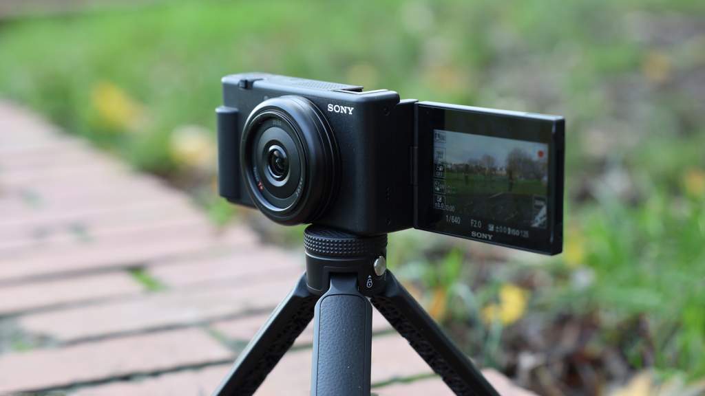 Best Cameras for Vlogging in 2025: Top Picks for Every Creator